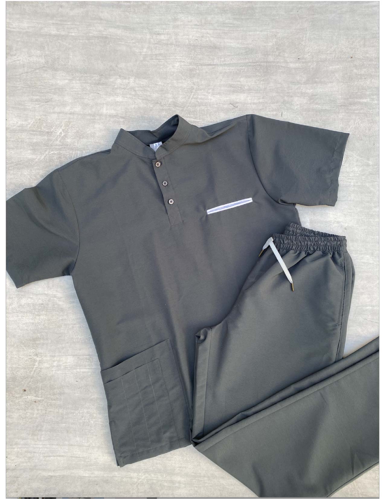 Conjunto hombre gris